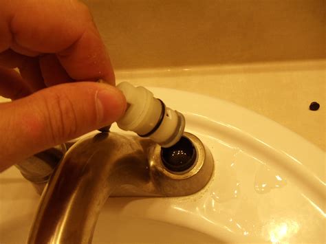 bathroom sink handle leaking|How to Fix a Leaking or Dripping Bathroom Faucet Handle。